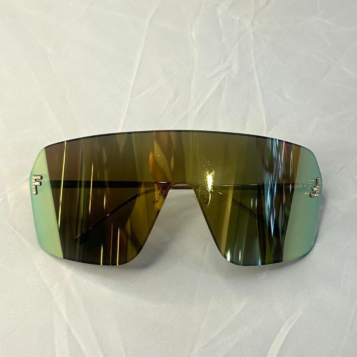 Fendi Shied Sunglasses