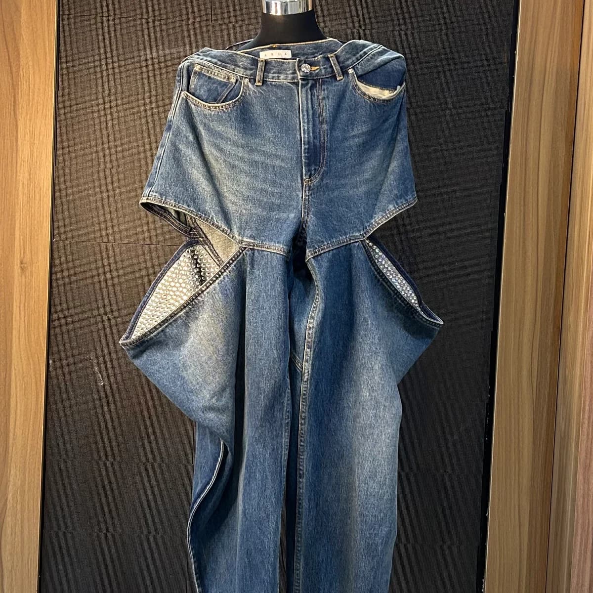 Cutout high-rise wide-leg jeans