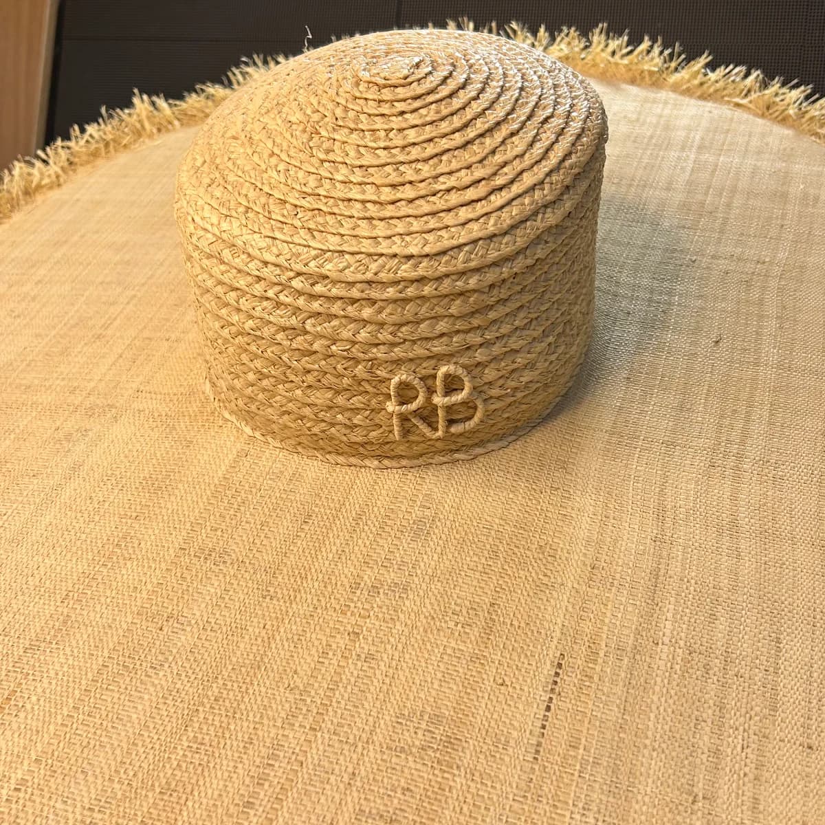 Wide-Brimmed straw hat