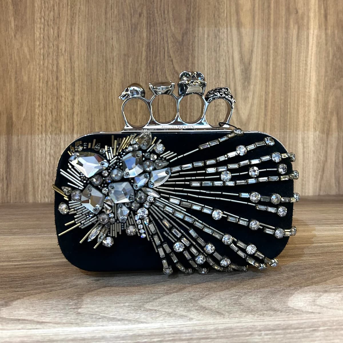 Alexander mcqueen skull four ring velvet embellished clutch