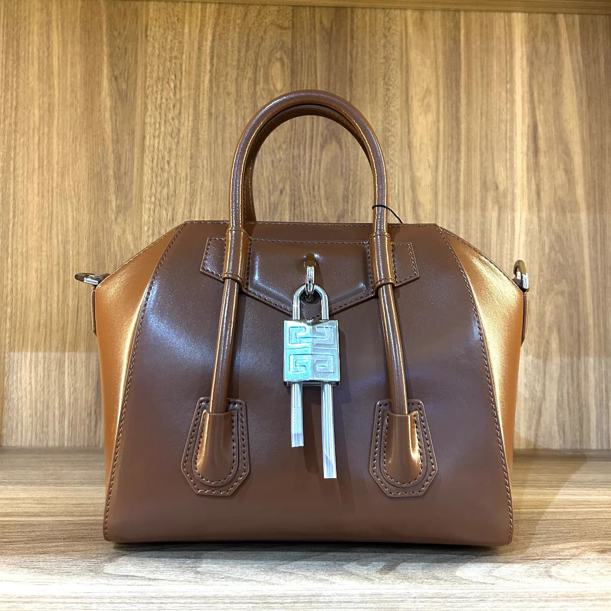 Antigona Bag