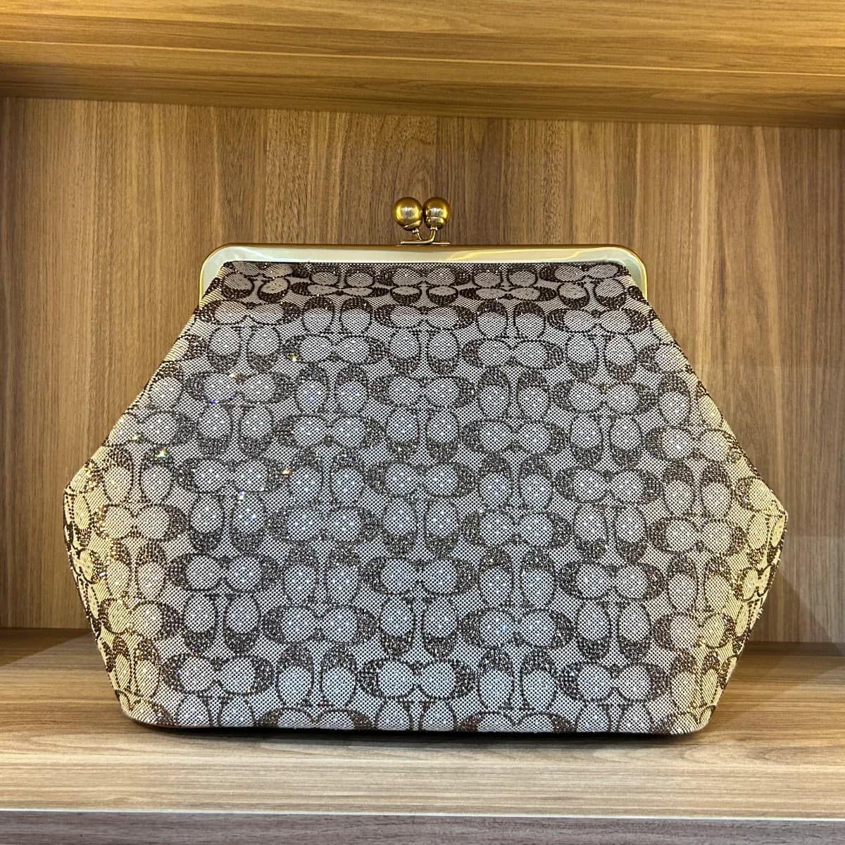 Large Kisslock signature jacquard frame bag