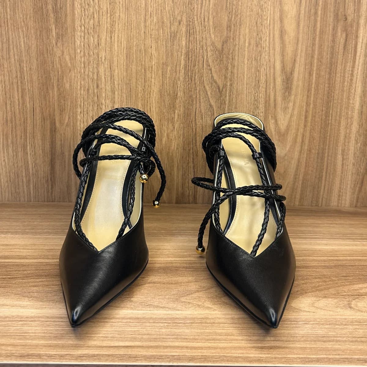 Wrap Round Heels