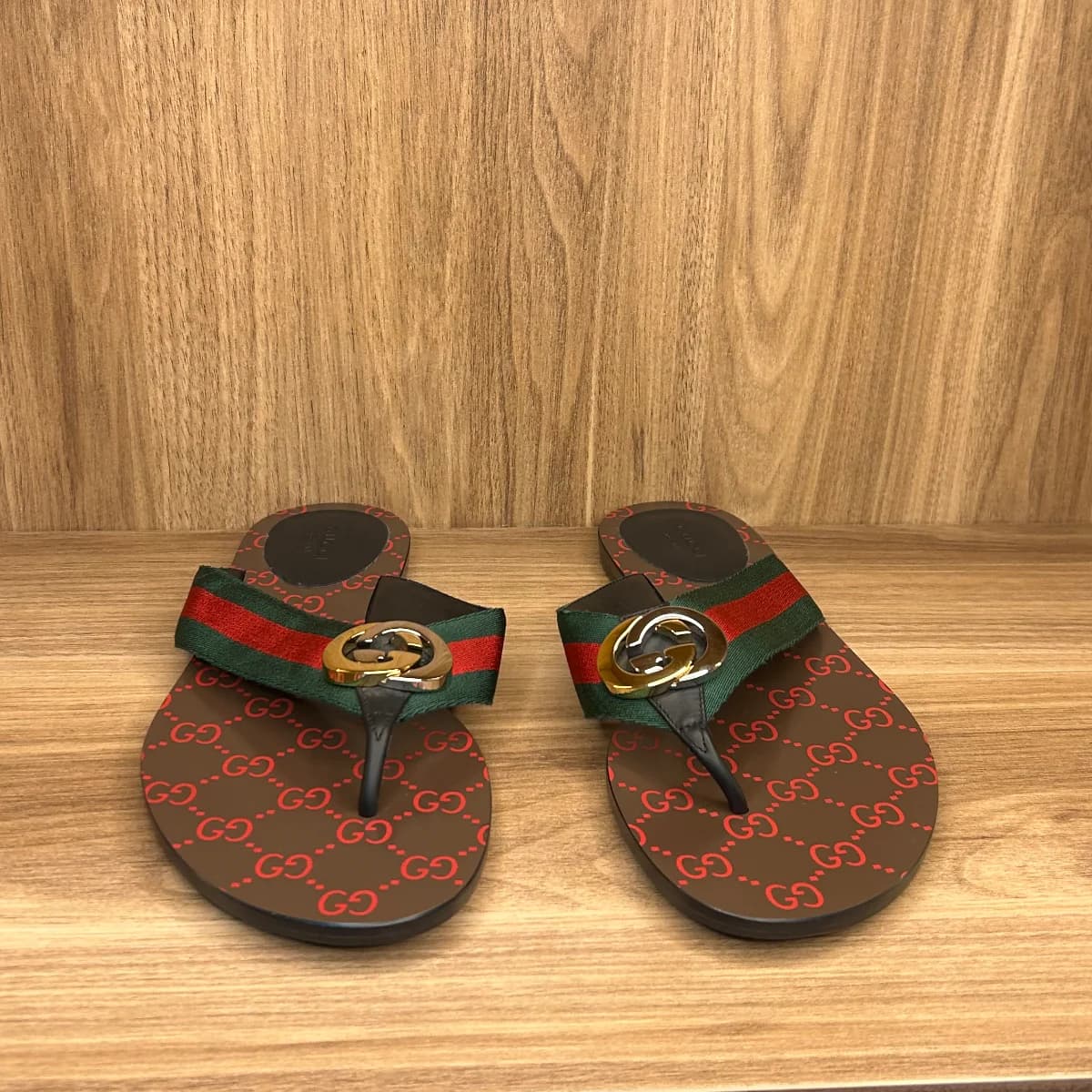 Kika GG we stripe thong sandals
