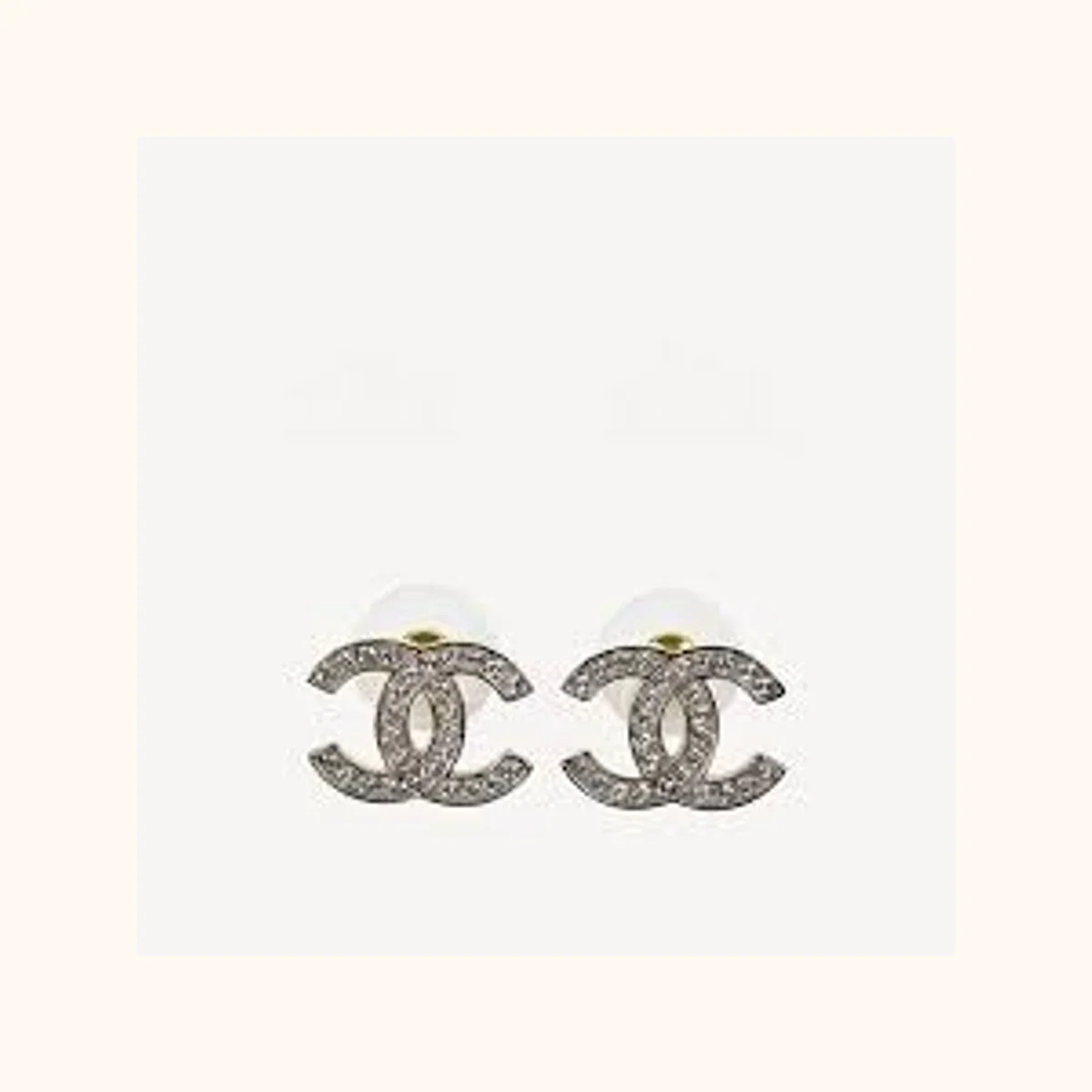 Medium CC Logo Earings